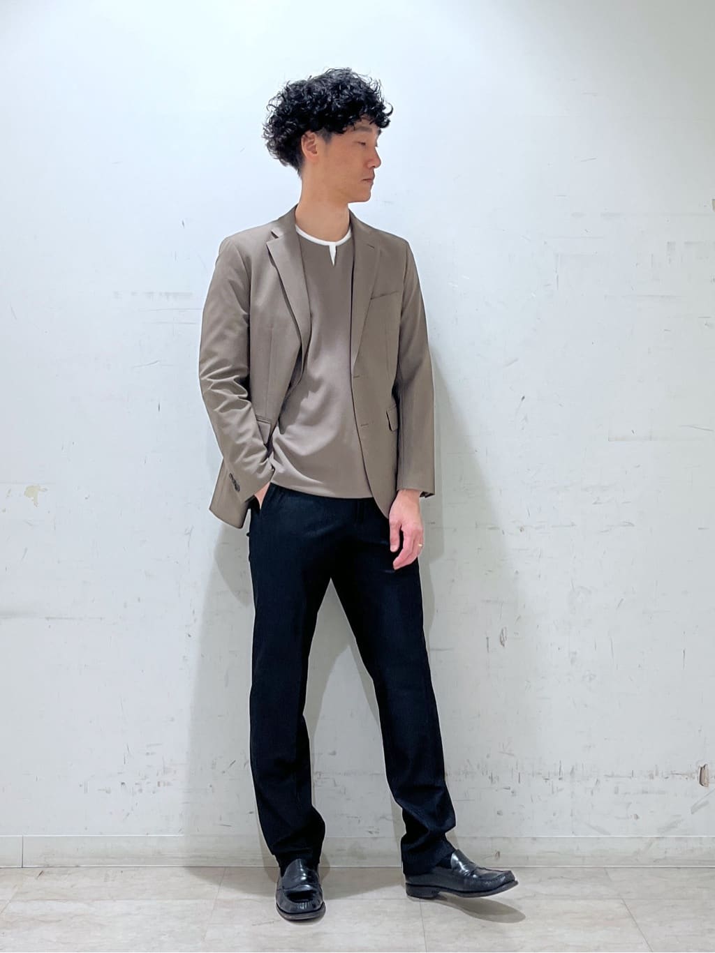 mutoさんの「TAKEO KIKUCHI｜【360&deg;ストレッチ／セットアップ対応】None Of Stress ジャケット」を使ったコーディネート