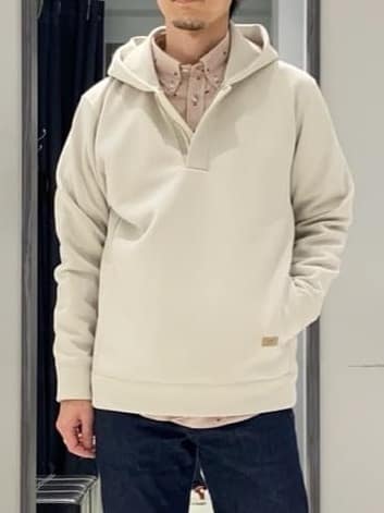 わいずみさんの「TAKEO KIKUCHI｜ハットモチーフ ジャカード ストライプ シャツ」を使ったコーディネート