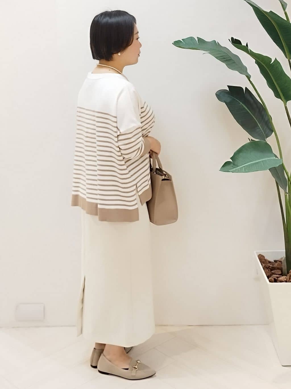 s u g iさんの「UNTITLED｜【セレモニー】パール調フリークリップネックレス」を使ったコーディネート