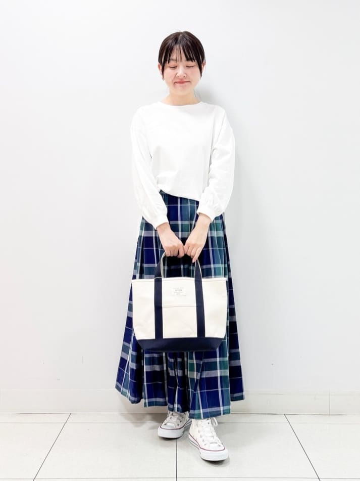 nakajoさんの「Dessin｜」を使ったコーディネート