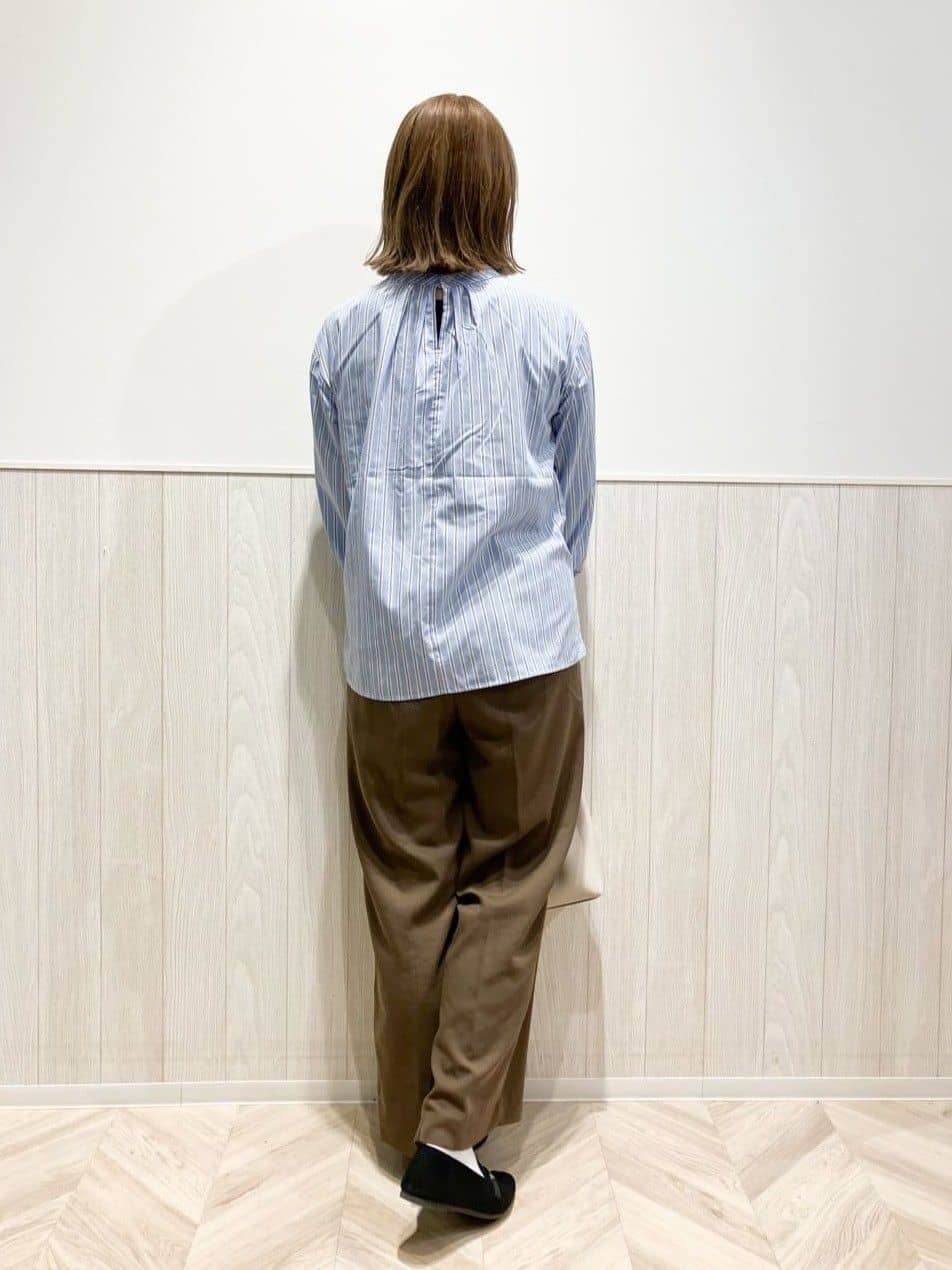 shokoさんの「SHOO･LA･RUE｜◆【洗える/UV/吸水速乾/アンチピリング/S-LL】 タックワイドパンツ」を使ったコーディネート