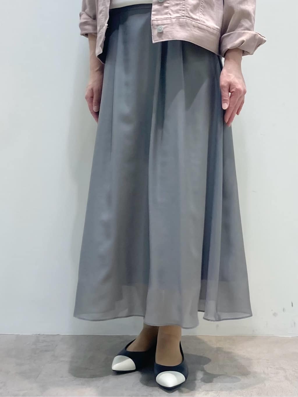 koyaさんの「Reflect｜◆【手洗い可】カラーデニムジャケット」を使ったコーディネート