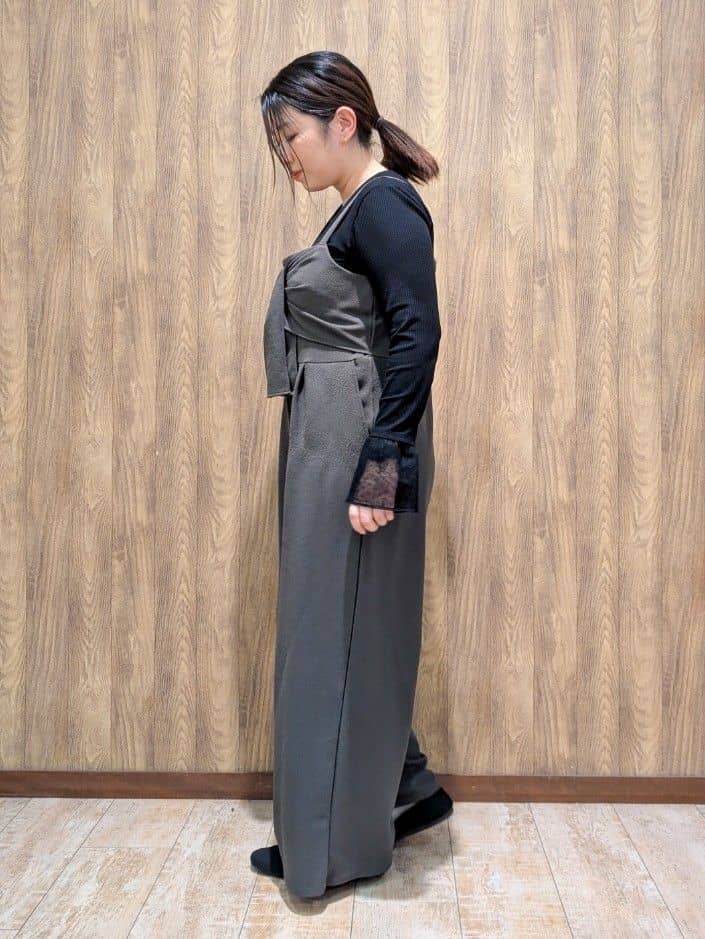 ｍｉｓａｋｉさんの「SHOO･LA･RUE｜◆【S-LL】重ね着コーデで差をつける お袖チュールリブトップス」を使ったコーディネート