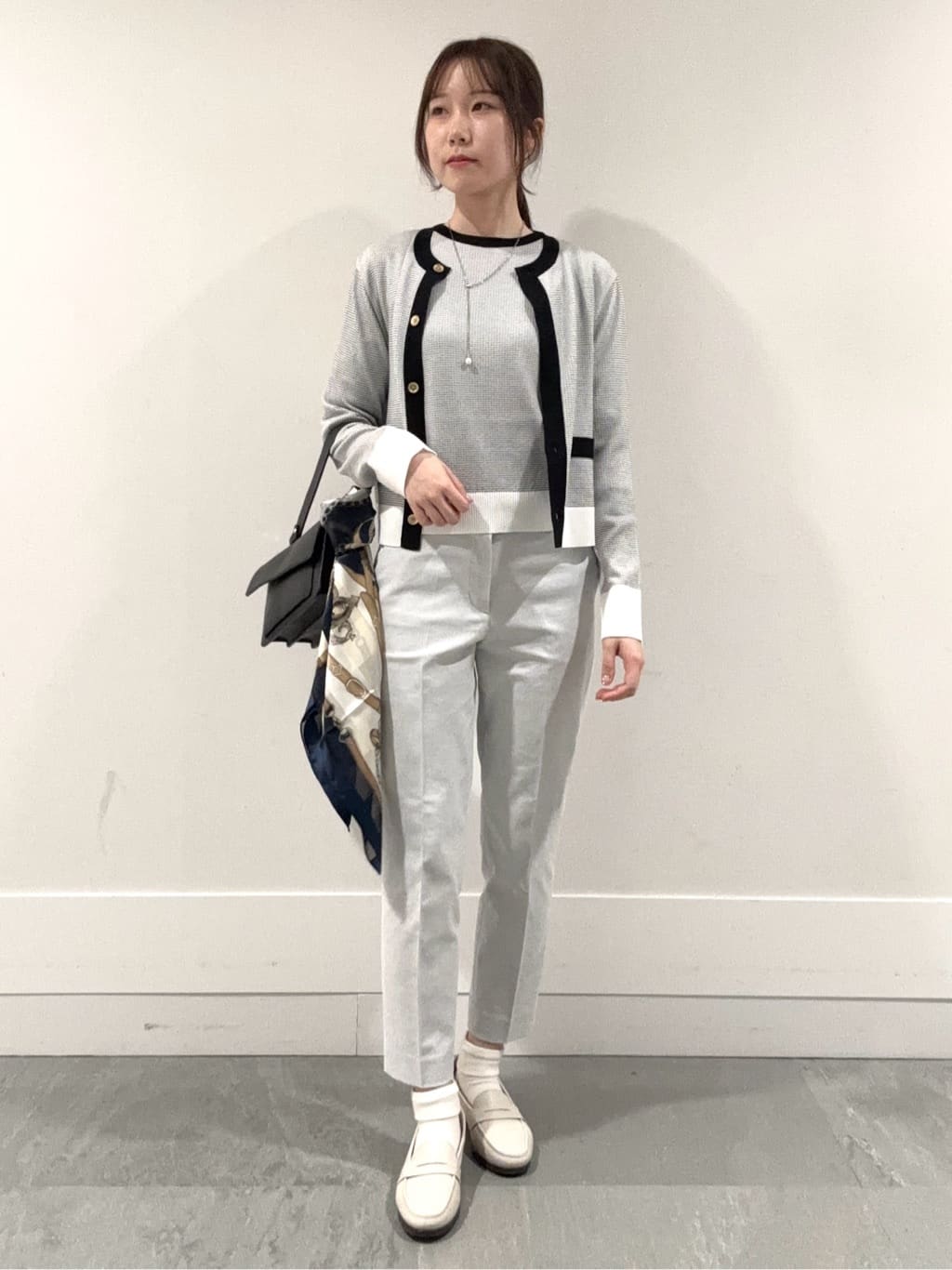 mioさんの「UNTITLED｜◆オックステーパードパンツ」を使ったコーディネート