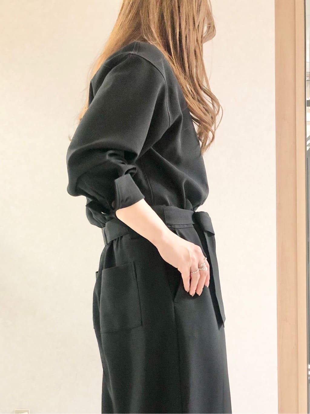 sayuさんの「UNTITLED｜◆【朝比奈 彩&times;Oggi&times;UNTITLED スペシャルコラボ】シャツカラーオールインワン」を使ったコーディネート