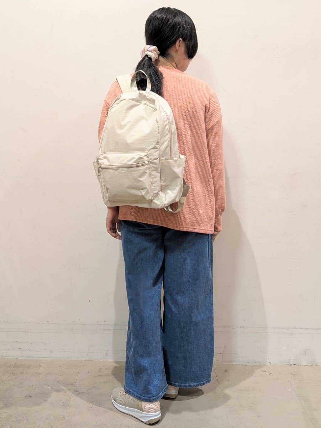 たぼく。さんの「SHOO･LA･RUE｜◆【S-LL】柔らかさが癖になる 凹凸Vネックカーディガン」を使ったコーディネート