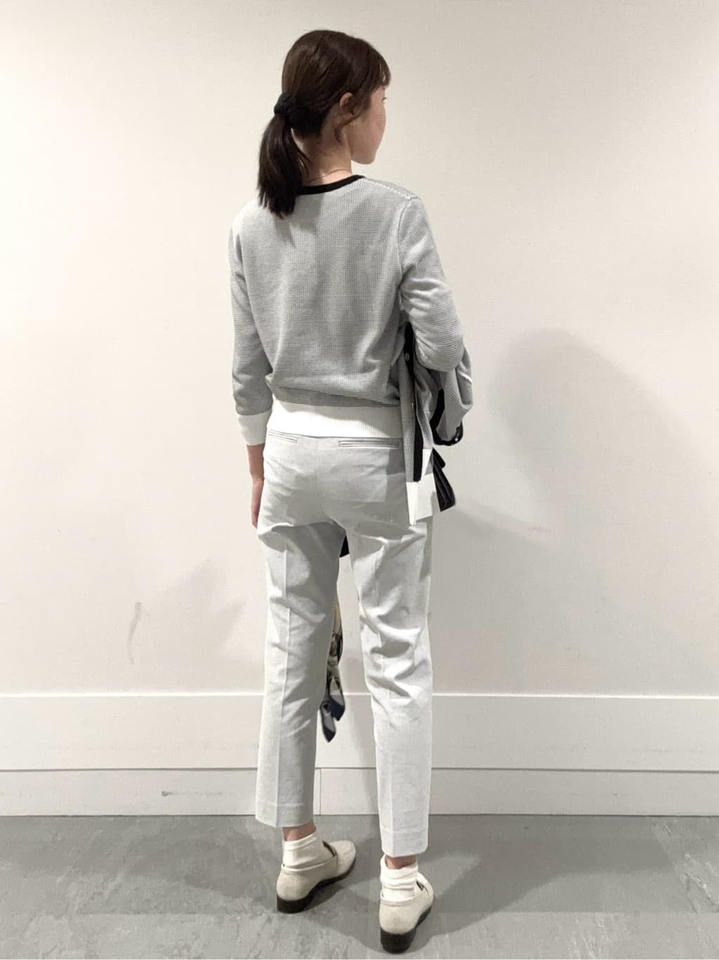 mioさんの「UNTITLED｜◆オックステーパードパンツ」を使ったコーディネート