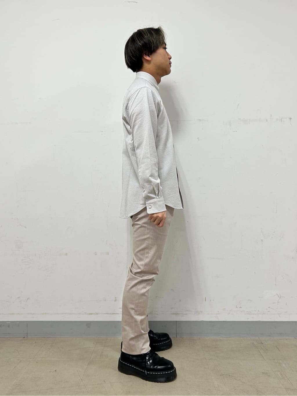 Hiroさんの「TAKEO KIKUCHI｜【抗菌防臭/シーズンレス】シアサッカー ジャージシャツ」を使ったコーディネート