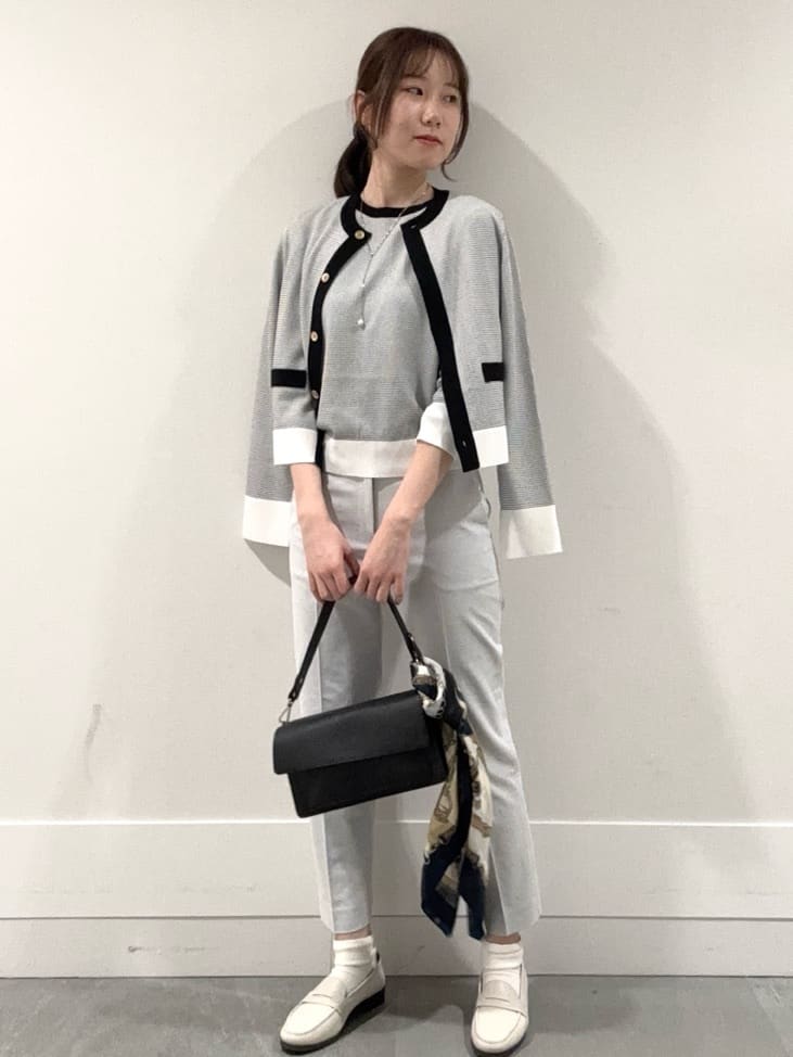 mioさんの「UNTITLED｜◆オックステーパードパンツ」を使ったコーディネート