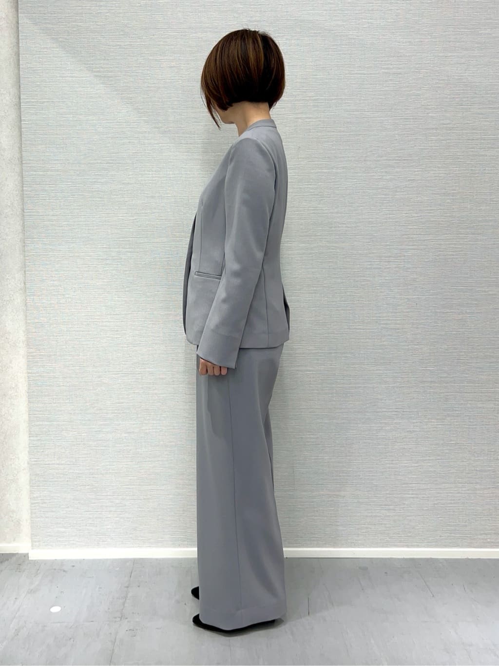 Shinakoさんの「UNTITLED｜【定番スーツ／UVケア／洗える】ウール調ノーカラージャケット」を使ったコーディネート