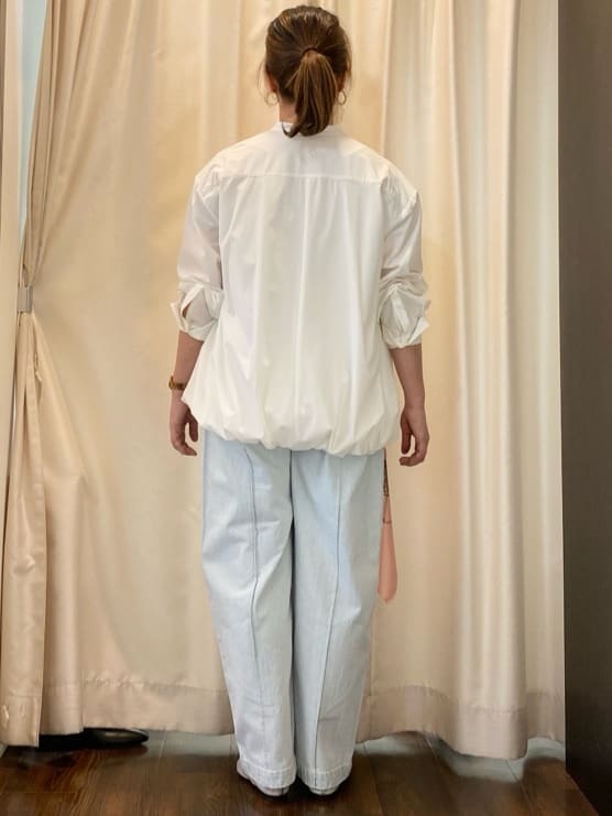 Ayaさんの「UNTITLED｜◆カーブシルエット ワイドデニム」を使ったコーディネート
