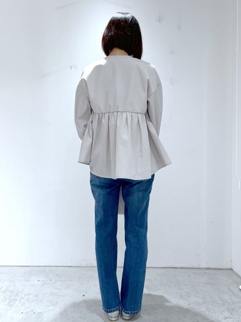 yuuさんの「OPAQUE.CLIP｜◆撥水ノーカラーペプラムブルゾン【洗濯機洗い可／花粉対応】」を使ったコーディネート