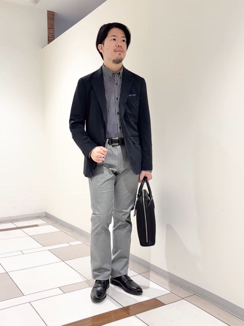 及川さんの「TAKEO KIKUCHI｜【抗菌防臭/シーズンレス】シアサッカー ジャージシャツ」を使ったコーディネート