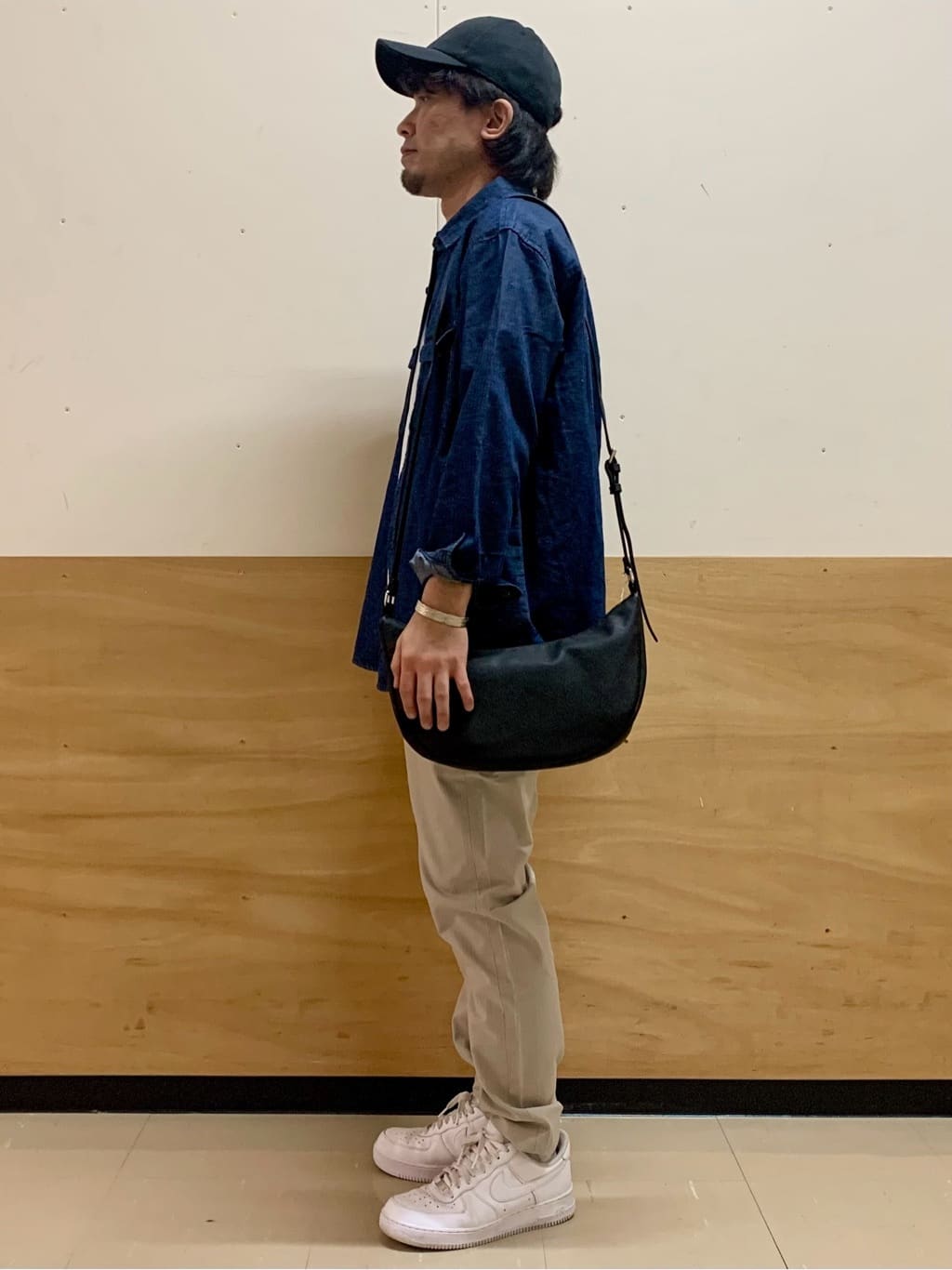MATUさんの「THE SHOP TK｜【オールシーズン穿ける！】7DAYSストレッチへリンボンパンツ　ON&hArr;OFF兼用」を使ったコーディネート