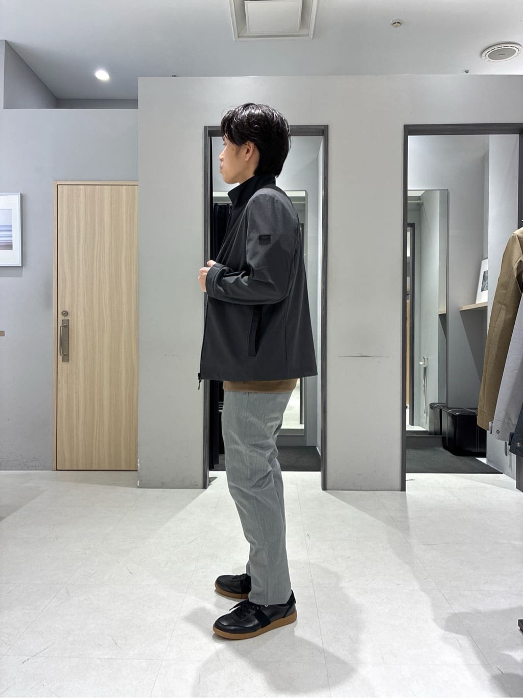 わいずみさんの「TAKEO KIKUCHI｜【抗菌防臭／5サイズ展開】ハイゲージポンチ Tシャツ」を使ったコーディネート