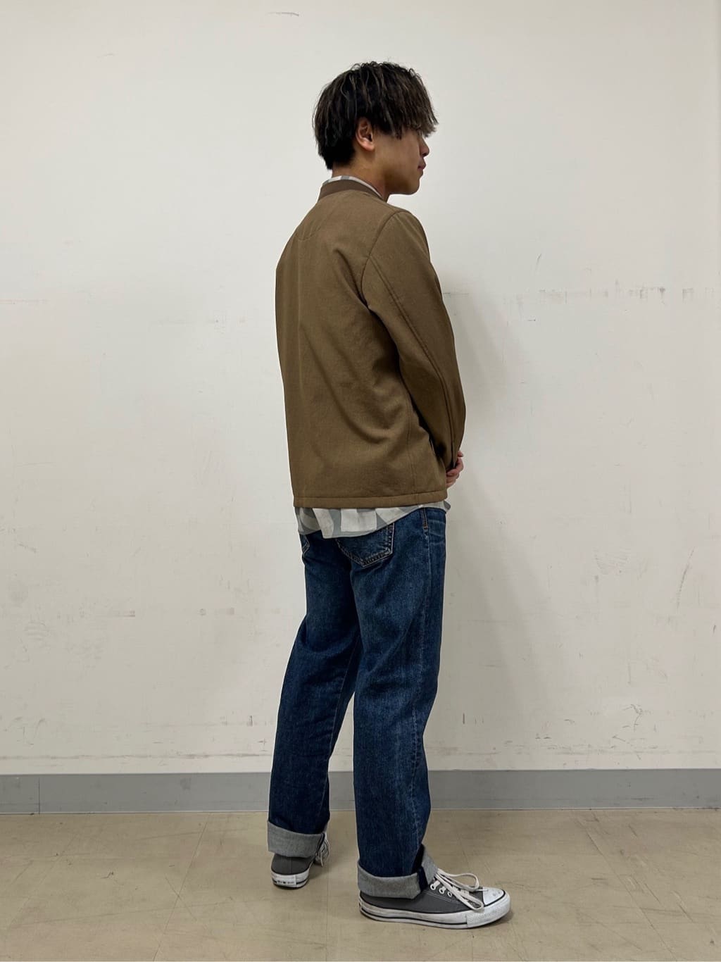 Hiroさんの「TAKEO KIKUCHI｜【モンスターストレッチ】日本製 ウォッシュド デニムパンツ」を使ったコーディネート