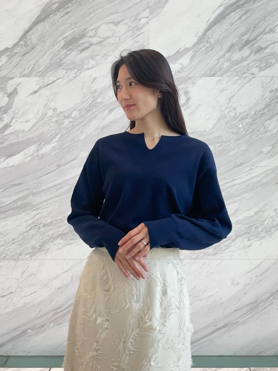 えりさんの「OPAQUE.CLIP｜◆【抗菌防臭加工／低反発クッション】名品　ポインテッドトゥパンプス」を使ったコーディネート