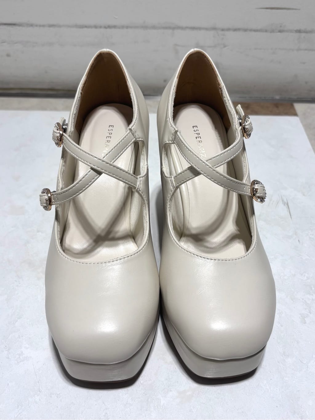 夜桜さんの「ESPERANZA｜クロスダブルバックル厚底パンプス 結婚式二次会 パーティー 25SS」を使ったコーディネート