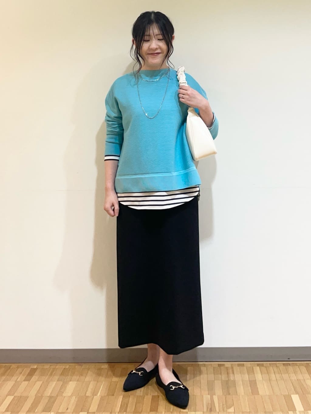 フナキさんの「UNTITLED｜◆【着回し/首元スッキリ】ボートネック天竺プルオーバー」を使ったコーディネート