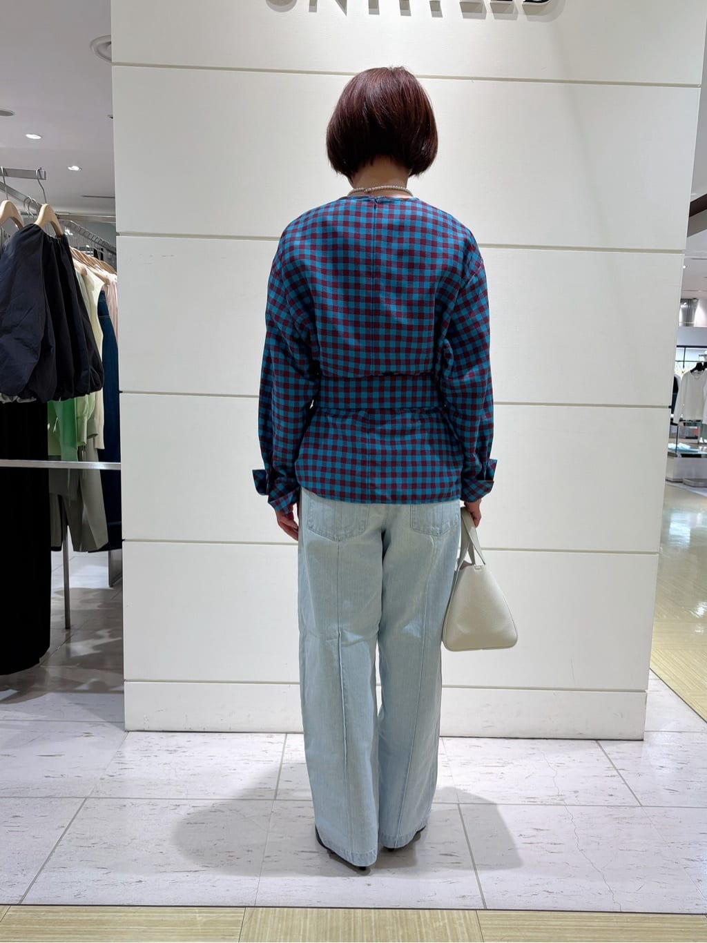 Satoさんの「UNTITLED｜◆カーブシルエット ワイドデニム」を使ったコーディネート