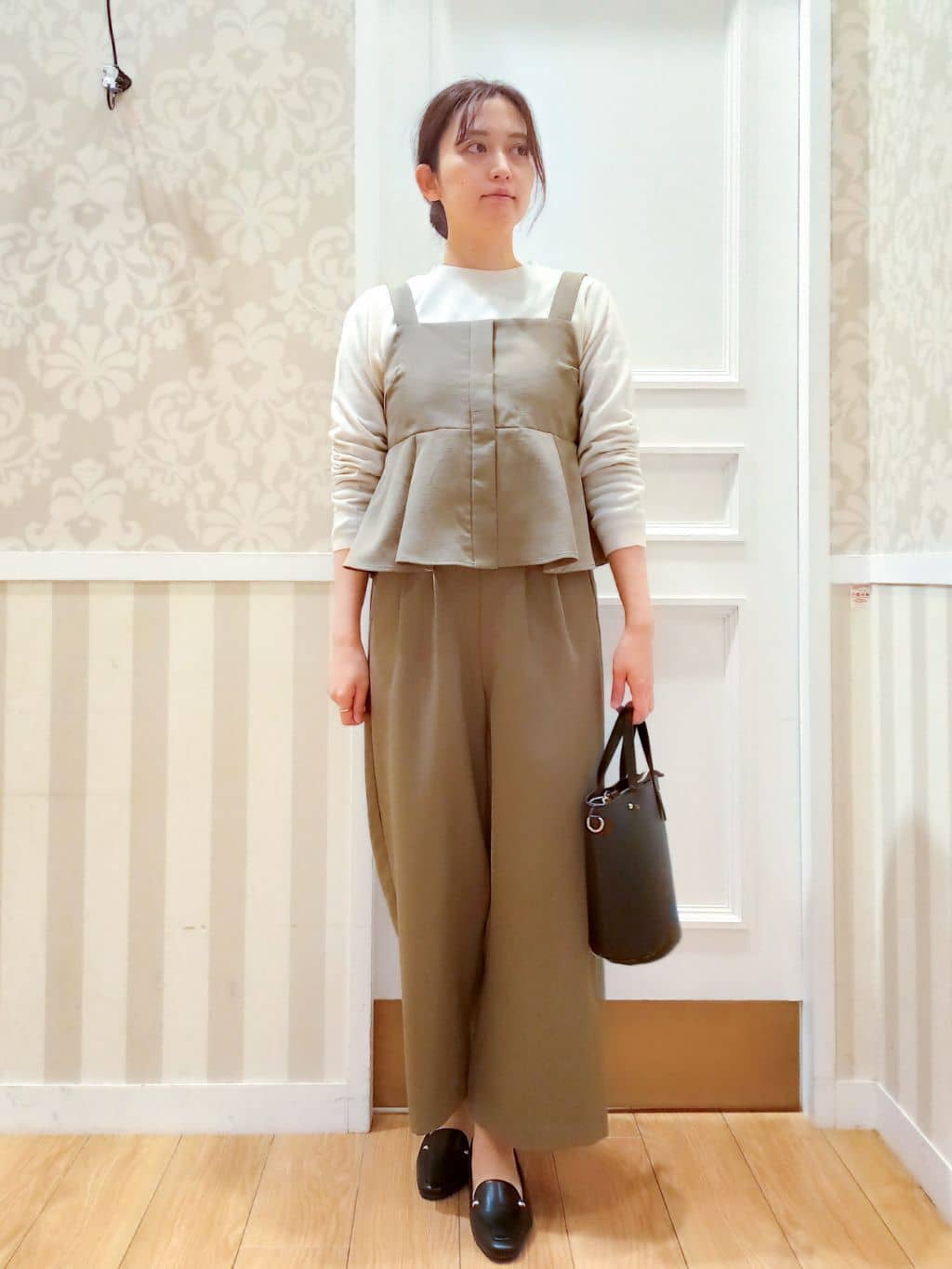 Nakaさんの「grove｜」を使ったコーディネート