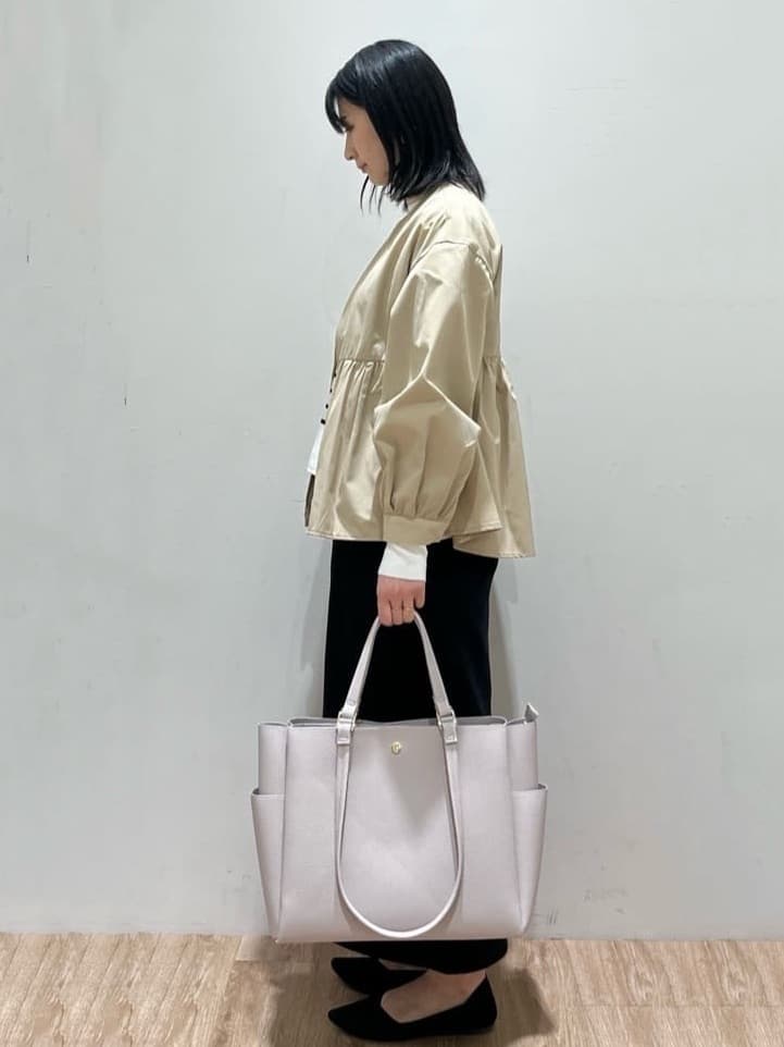momokoさんの「OPAQUE.CLIP｜◆撥水ノーカラーペプラムブルゾン【洗濯機洗い可／花粉対応】」を使ったコーディネート