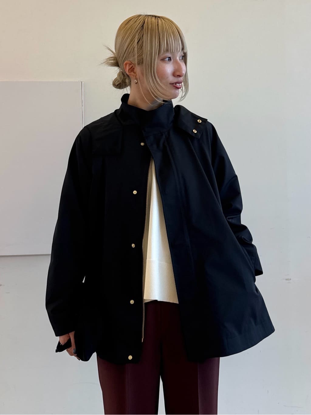 omaさんの「THE SHOP TK｜◆【後ろタック】マウンテンパーカ/洗える」を使ったコーディネート