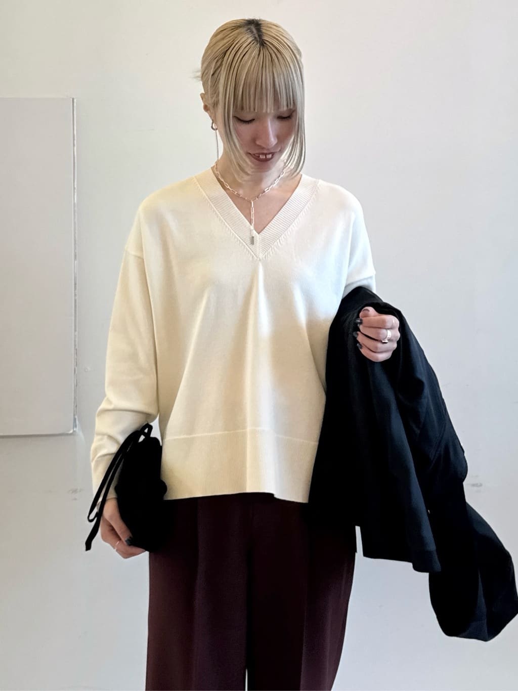 omaさんの「THE SHOP TK｜◆【後ろタック】マウンテンパーカ/洗える」を使ったコーディネート