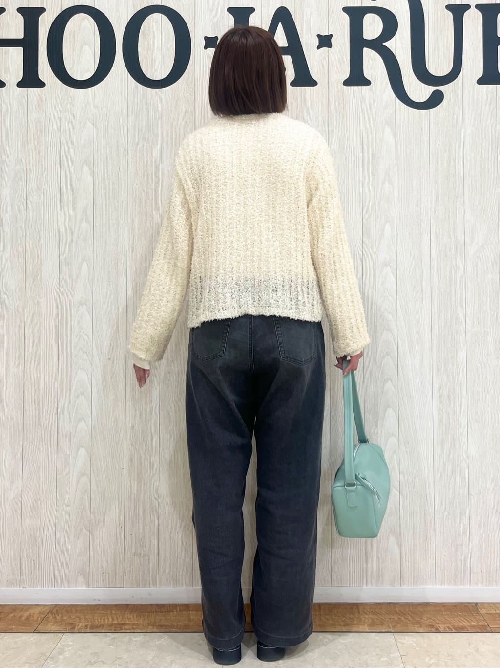 shiiさんの「SHOO･LA･RUE｜◆程よくエアリー テープヤーンニット」を使ったコーディネート