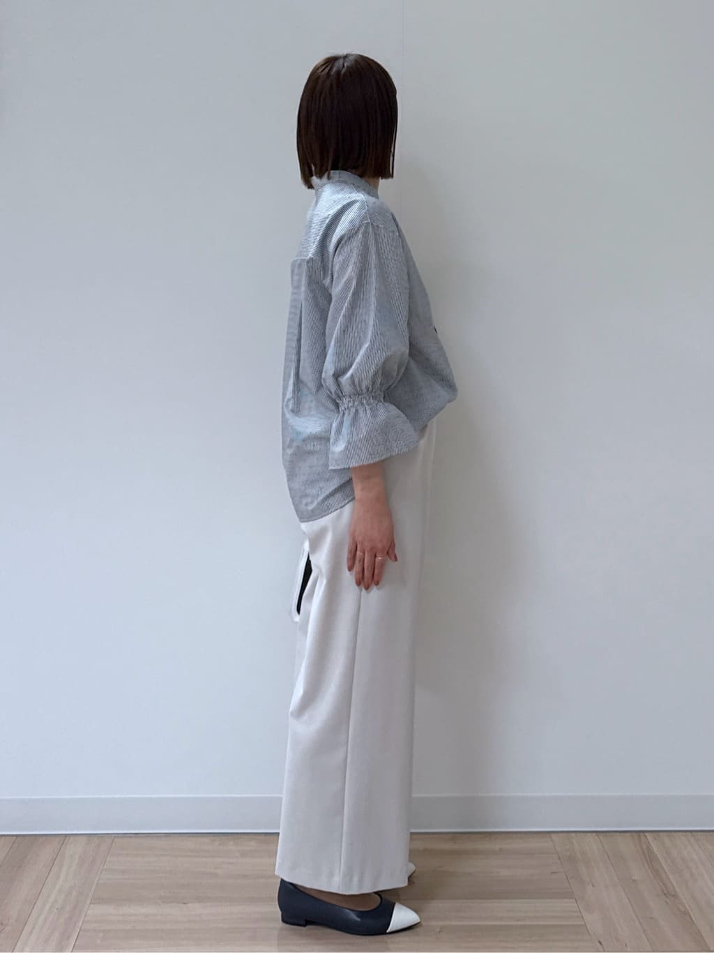 amiさんの「Reflect｜◆【洗える】キャンディースリーブブラウス」を使ったコーディネート