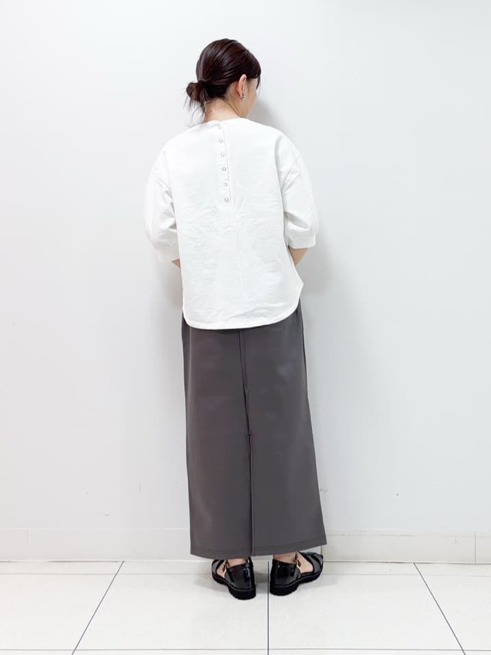 nakajoさんの「Dessin｜」を使ったコーディネート