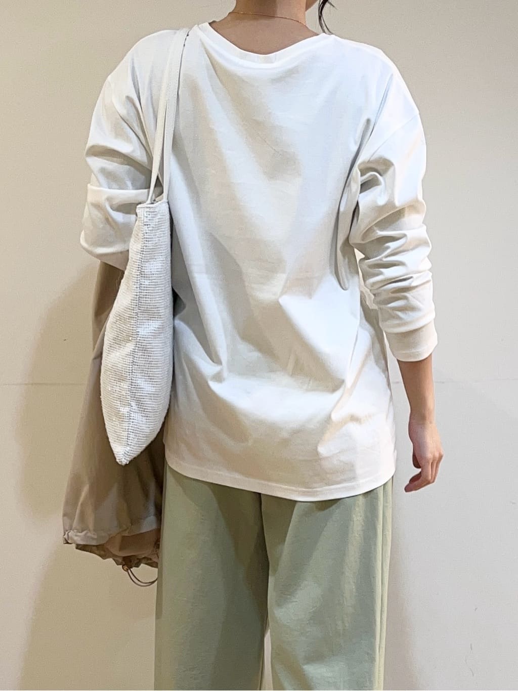 アイナさんの「UNTITLED｜」を使ったコーディネート