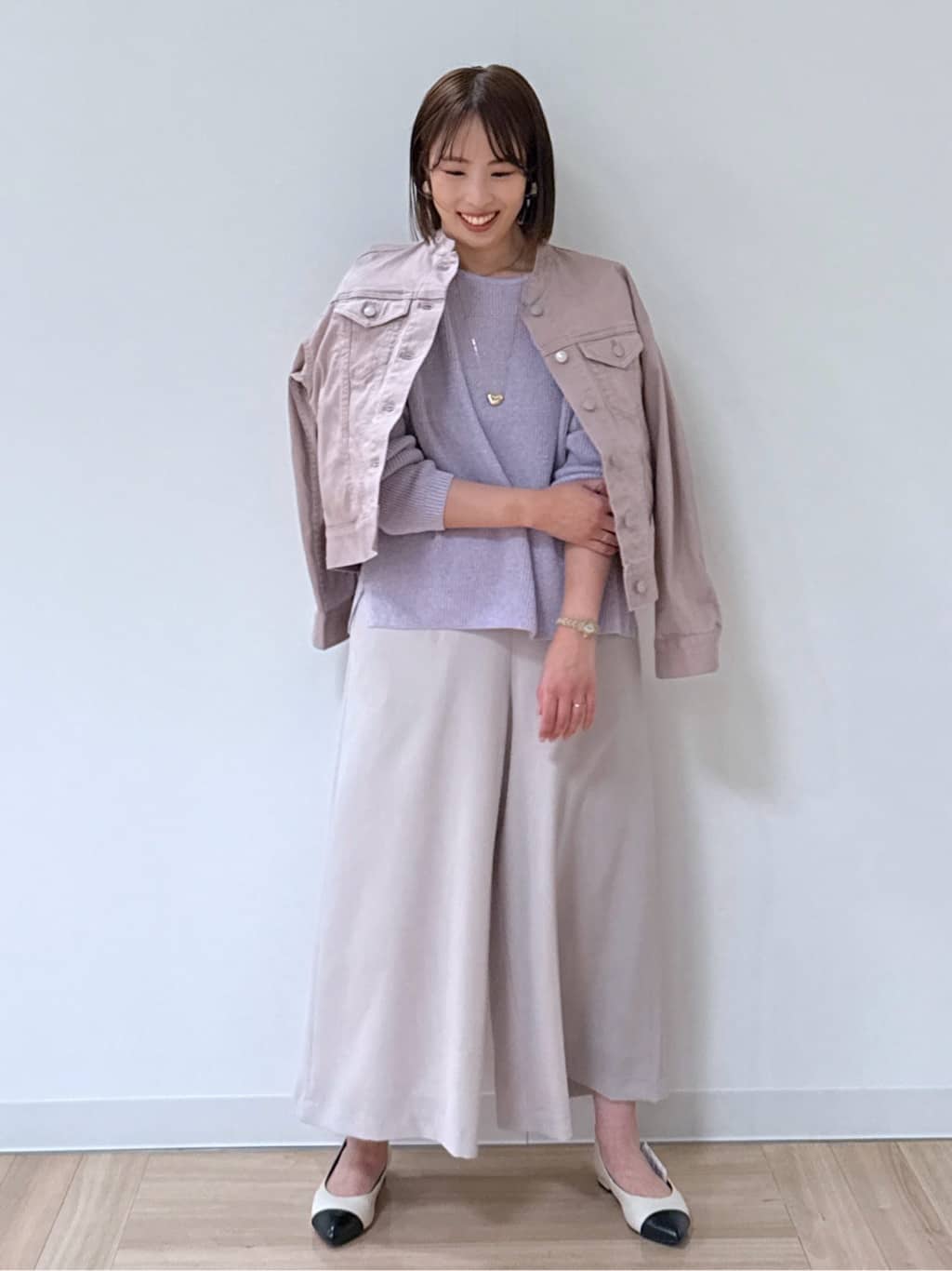 amiさんの「Reflect｜◆【手洗い可】カラーデニムジャケット」を使ったコーディネート