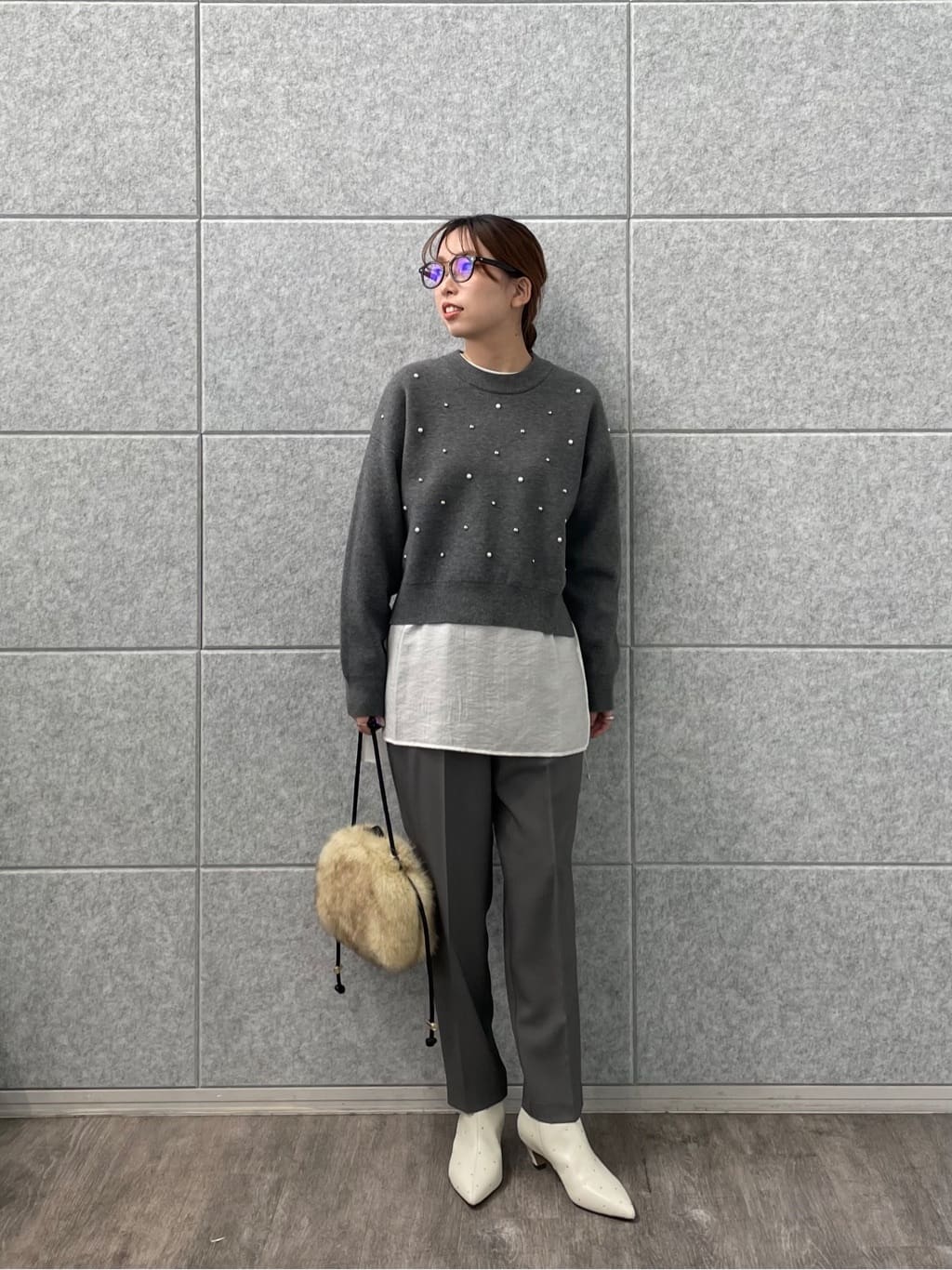 ねねさんの「INDIVI｜【接触冷感／セットアップ対応】イージーテーパードパンツ【通勤・セレモニー】」を使ったコーディネート