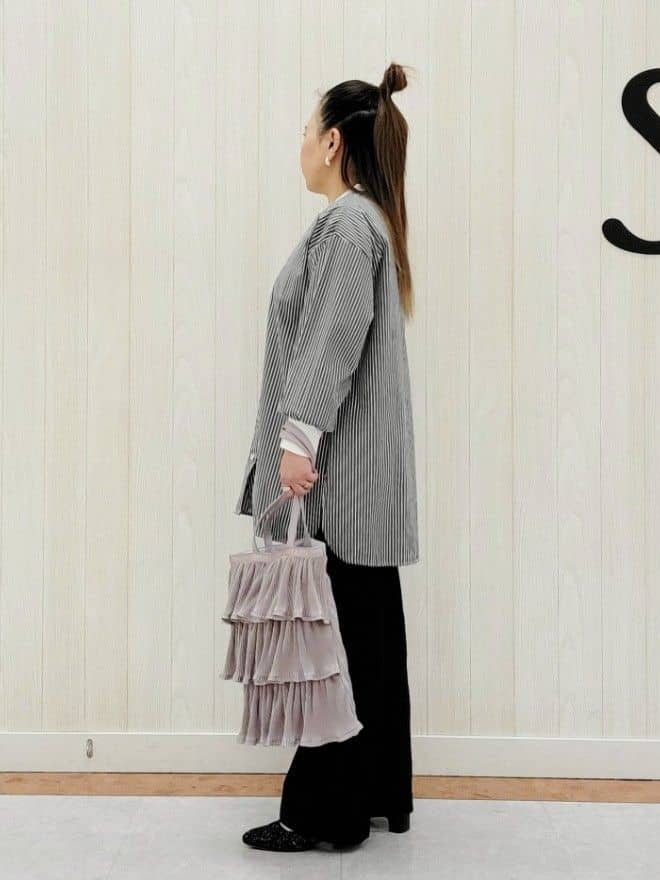 nanahachiさんの「SHOO･LA･RUE｜◆【洗える/S-LL】リブでこなれ感 ゆるっと着られる ロングシャツ」を使ったコーディネート