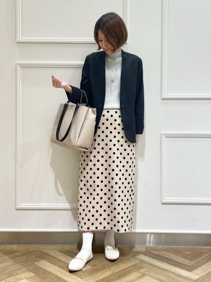 SOさんの「SHOO･LA･RUE｜◆【S-LL/セットアップ可/通勤/セレモニー】ノーカラージャケット」を使ったコーディネート