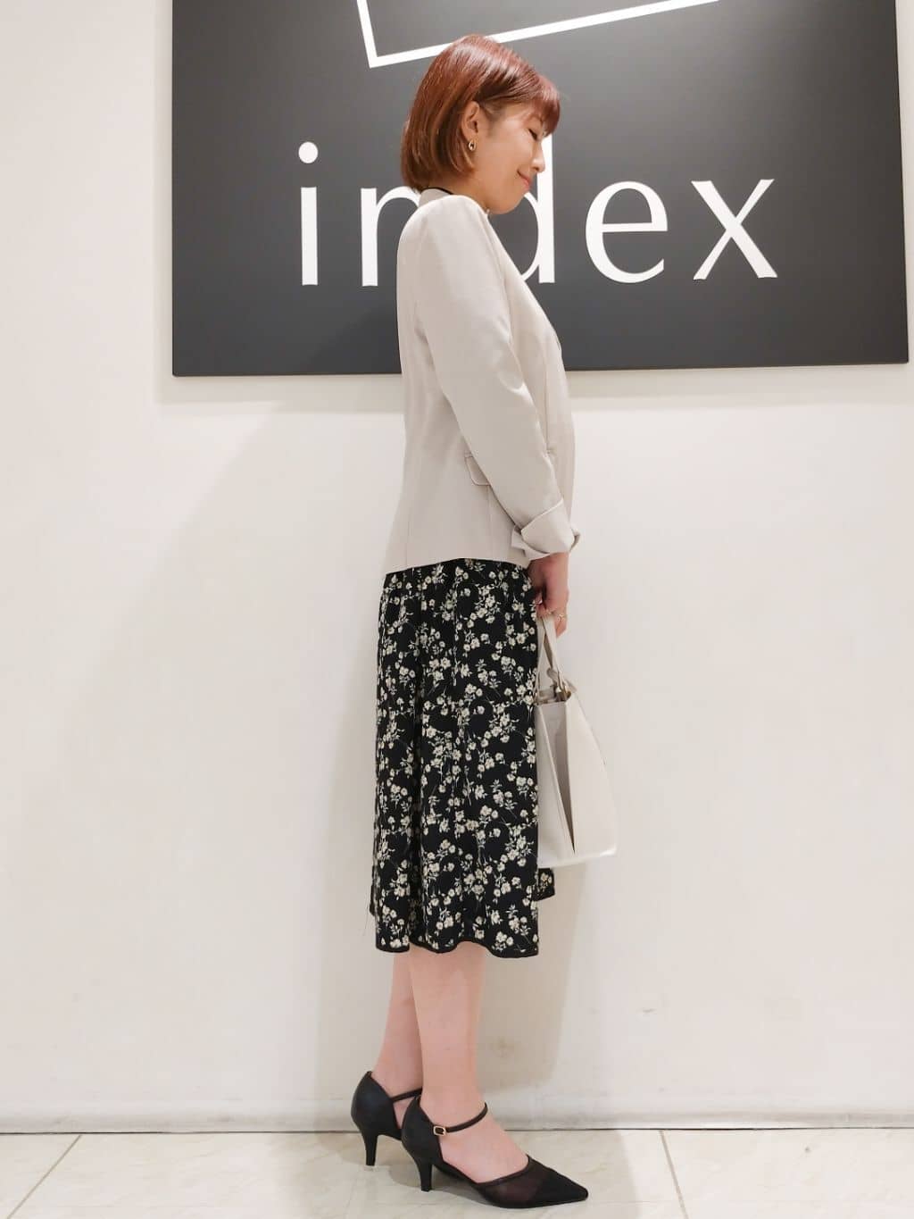 n.さんの「index｜◆【2WAY】バイカラー3層ミドルトートバッグ」を使ったコーディネート
