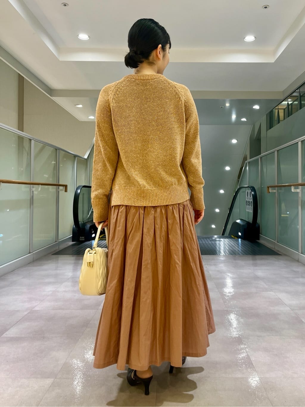 ちりんさんの「UNTITLED｜◆ライトコットン ティアードスカート」を使ったコーディネート