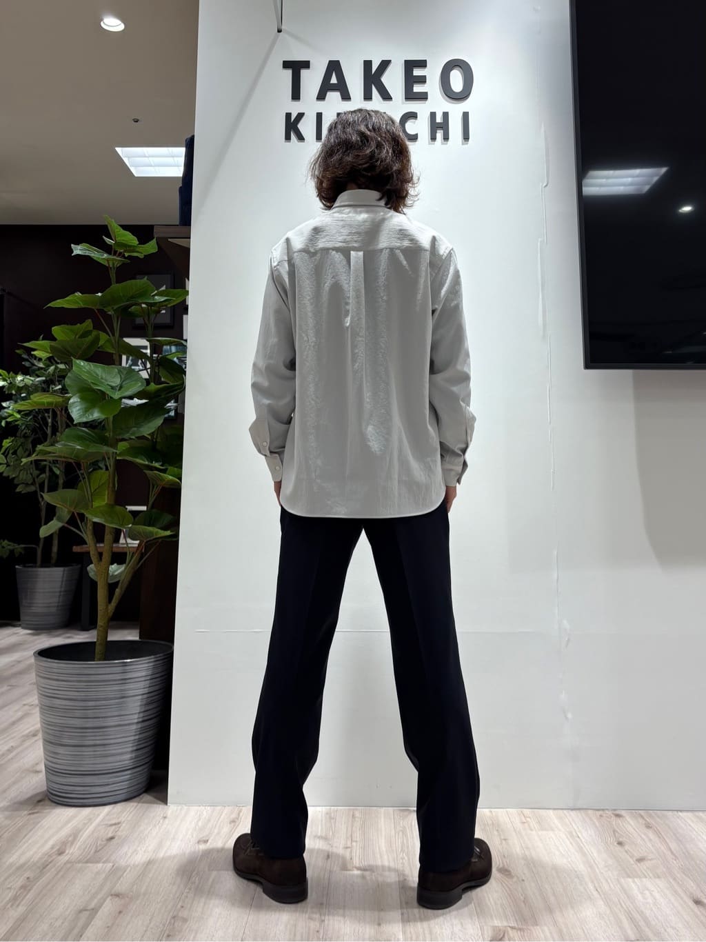 Kaiさんの「TAKEO KIKUCHI｜【360&deg;ストレッチ／セットアップ対応】None Of Stress パンツ」を使ったコーディネート
