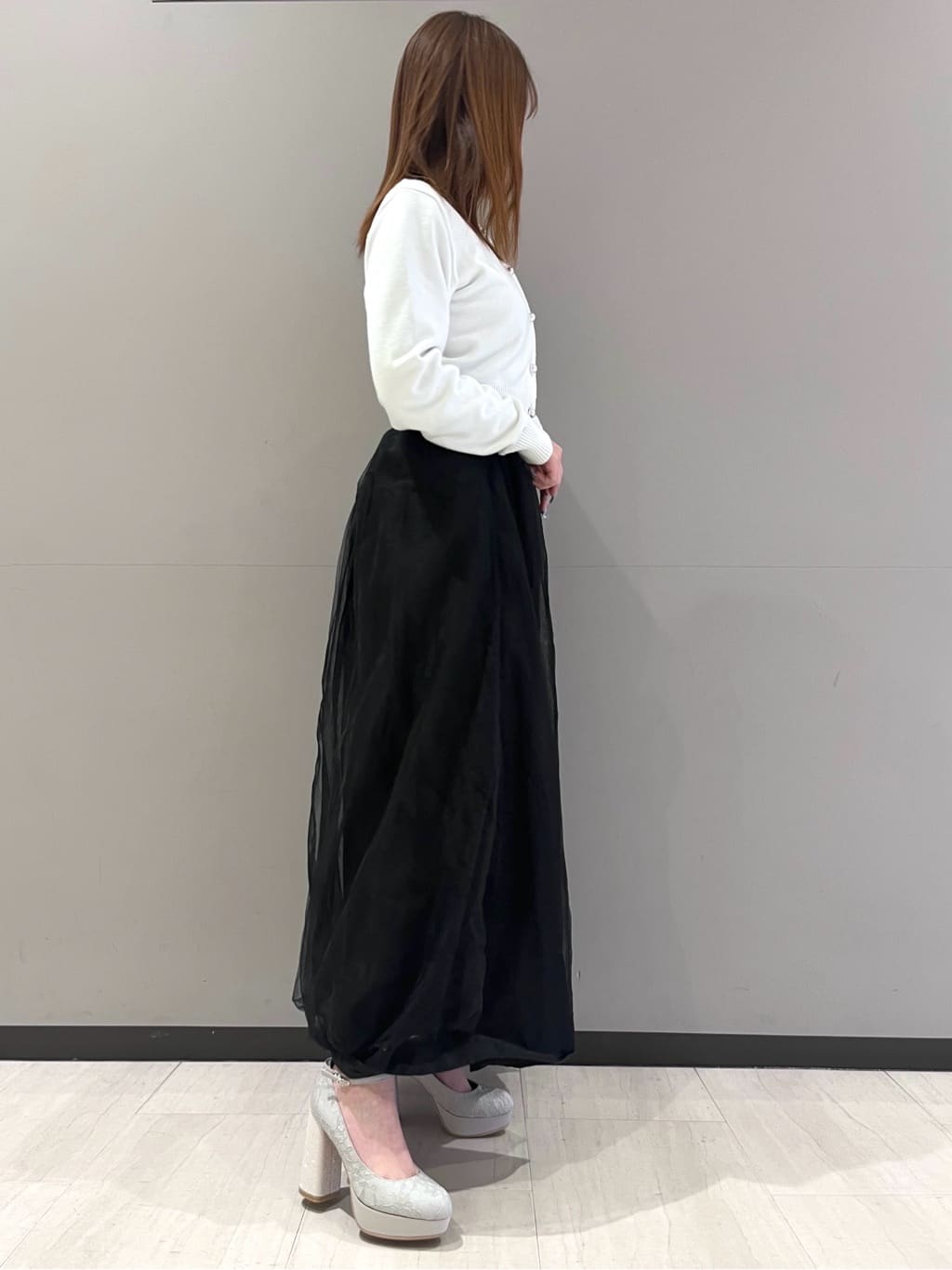 RISAさんの「ESPERANZA｜チャンキーヒール厚底パンプス」を使ったコーディネート