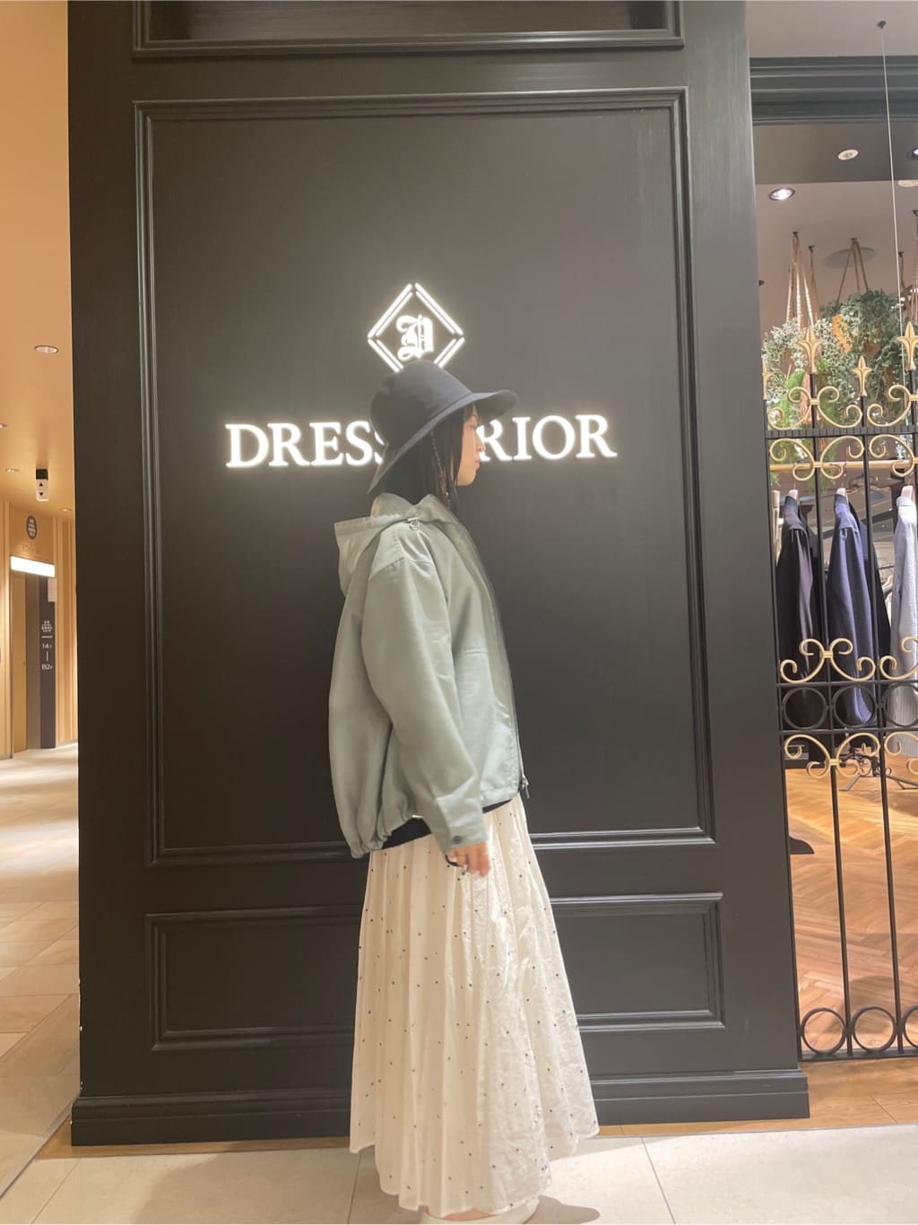 Karinさんの「DRESSTERIOR｜」を使ったコーディネート