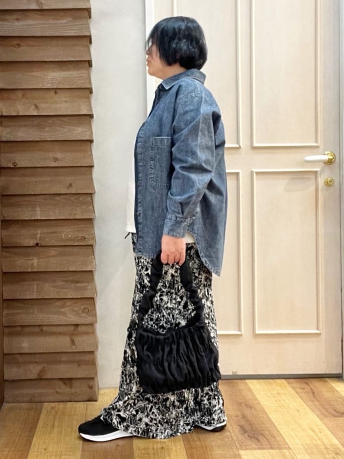 あやさんの「SHOO･LA･RUE｜」を使ったコーディネート