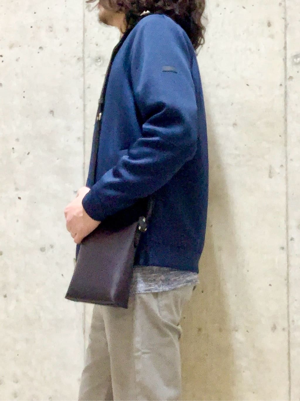 木村剛さんの「TAKEO KIKUCHI｜【Made in JAPAN】播州織 ストレッチ パンツ」を使ったコーディネート