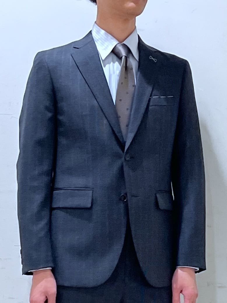 mutoさんの「TAKEO KIKUCHI｜【THE FLAGSHIP】矢絣 ストライプ スーツ」を使ったコーディネート