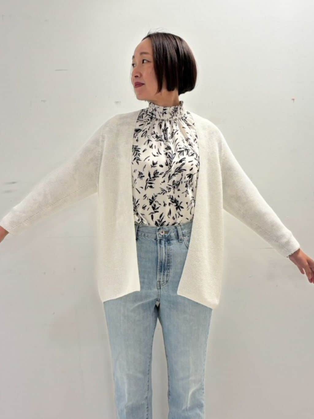 keikoさんの「COUP DE CHANCE｜【環境に配慮したデニム】細身デニムパンツ」を使ったコーディネート