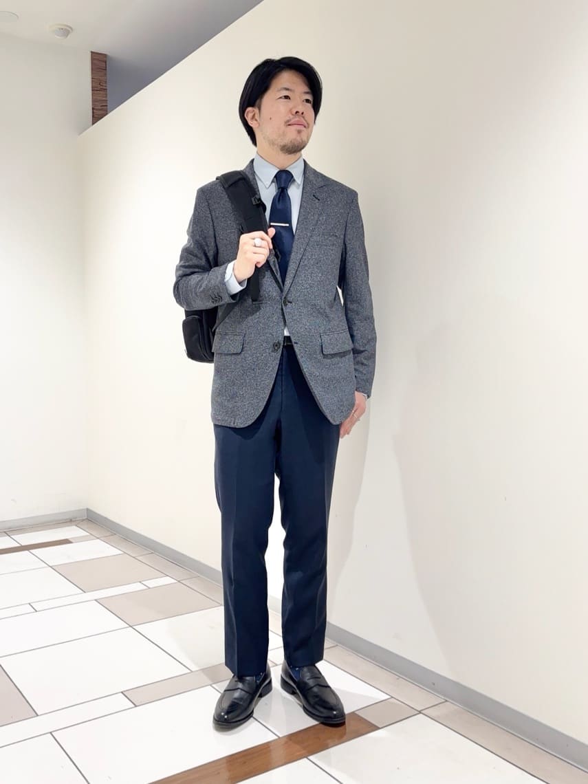 及川さんの「TAKEO KIKUCHI｜コインローファー」を使ったコーディネート