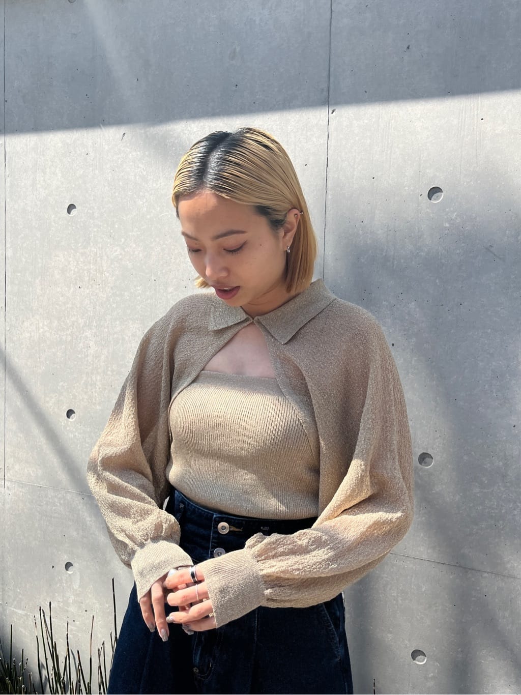 Harukaさんの「INDIVI｜ハイウエストカーブデニム」を使ったコーディネート