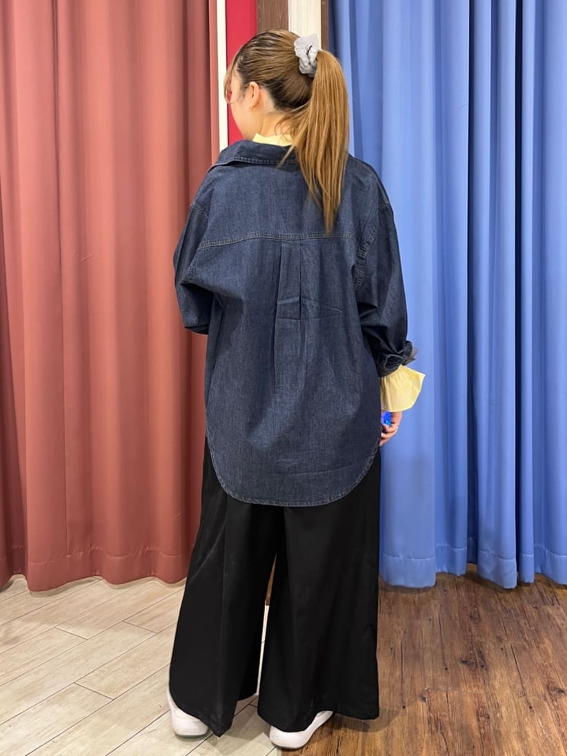 CHiさんの「SHOO･LA･RUE｜」を使ったコーディネート