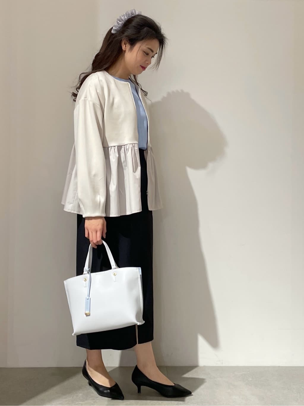 kanahoさんの「OPAQUE.CLIP｜【抗菌防臭加工/7cmヒール】ベーシックパンプス/通勤対応」を使ったコーディネート