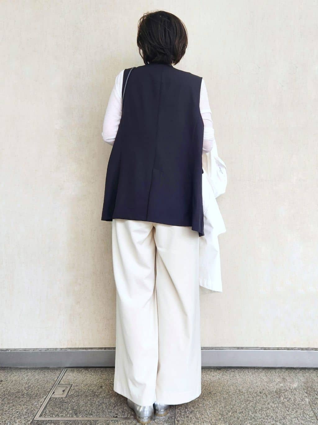 milkyさんの「OPAQUE.CLIP｜◆ノーカラーVネックジレ／セットアップ対応【洗濯機洗い可】」を使ったコーディネート